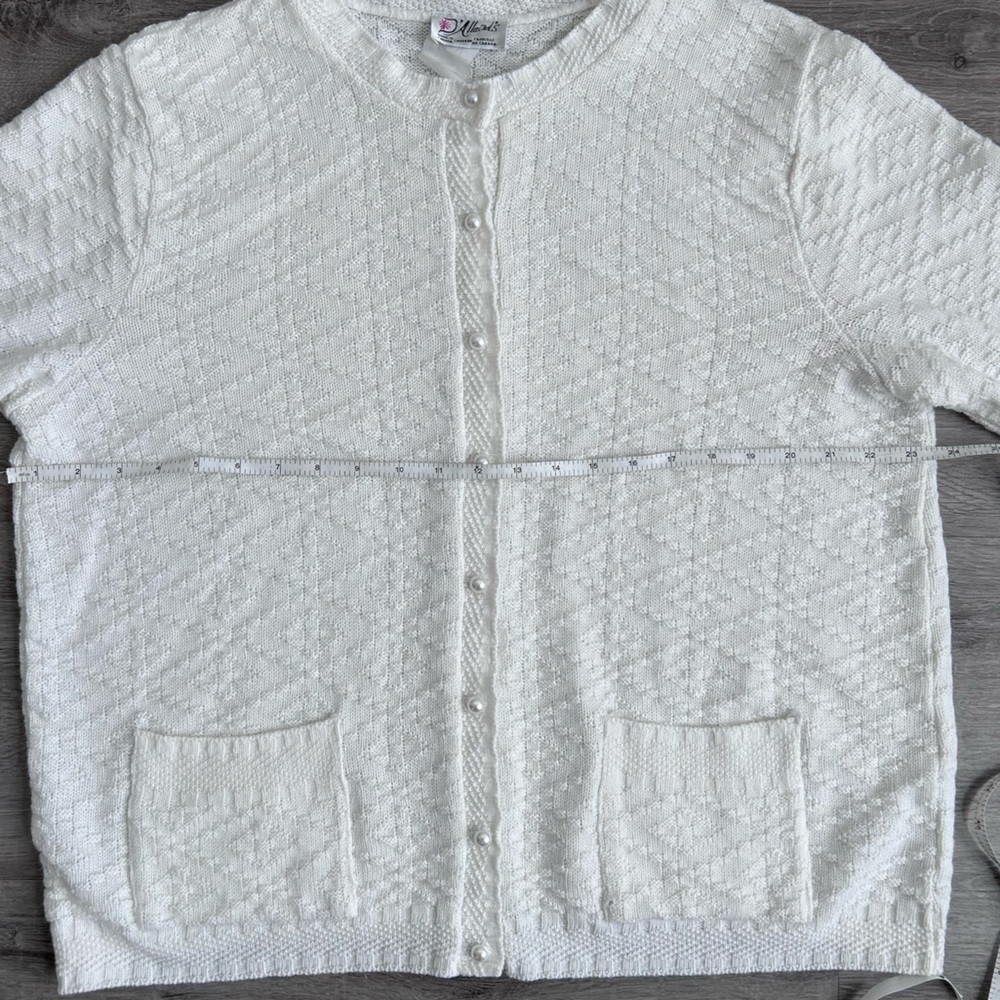Women's vintage white D'Allaird's cable-knit cardigan sweater size L - Picture 7 of 10